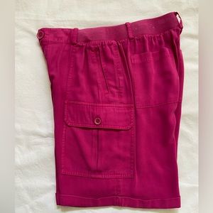 womens shorts cargo multi deep pockets elastic sides back cuffed medium